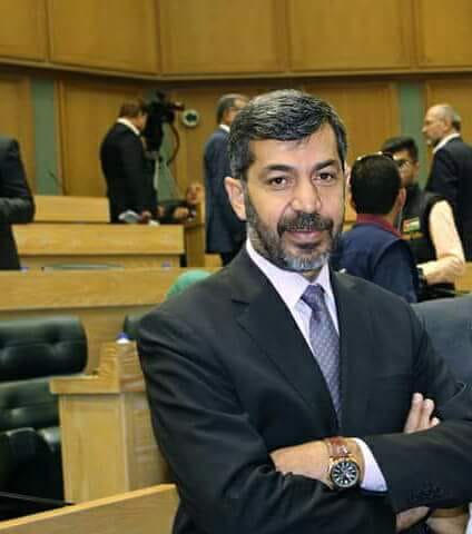 الحجاحجة يسأل: هل أمنح أم أحجب؟