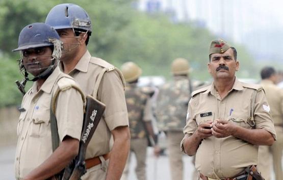 الهند: اعتقال 18 شخصا اغتصبوا طفلة