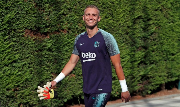 برشلونة يحدد ثمن التخلي عن سيليسين