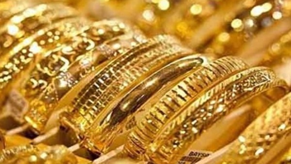 الذهب يرتفع من أدنى مستوى في