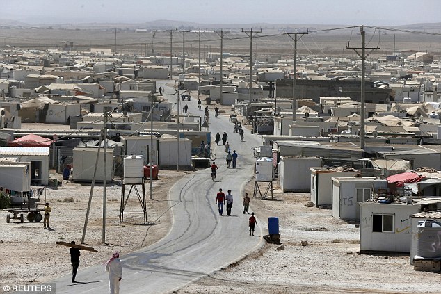 الأردن: ولادة 320 رضيعا جديدا شهريا