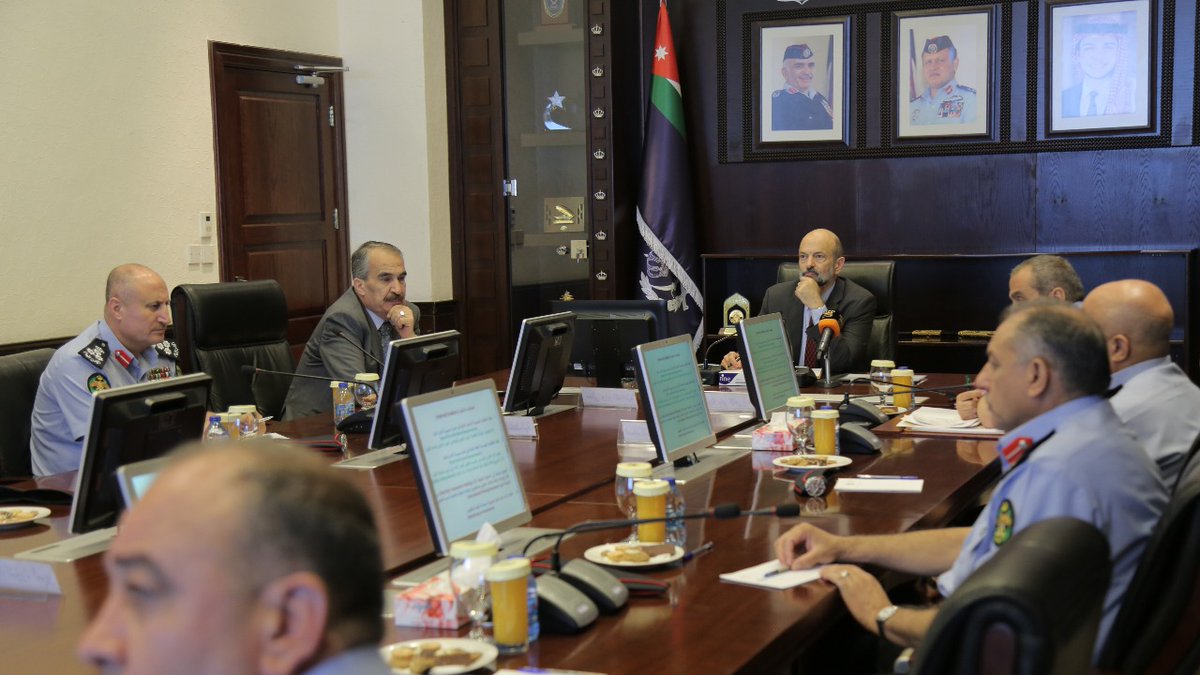 الرزاز في مديرية الأمن بعد «قضية