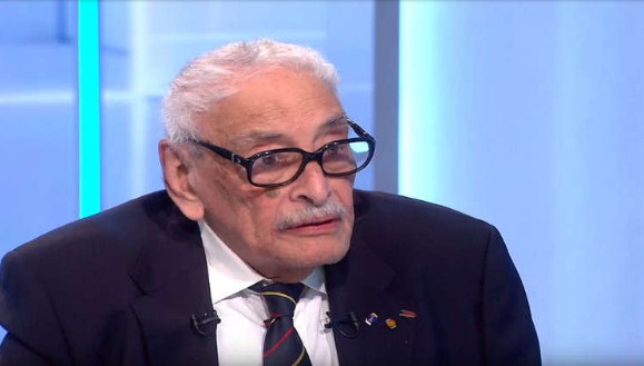 جميل راتب يفقد صوته ويدخل العناية