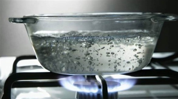 شكّت بخيانته.. فقتلته بماء ساخن