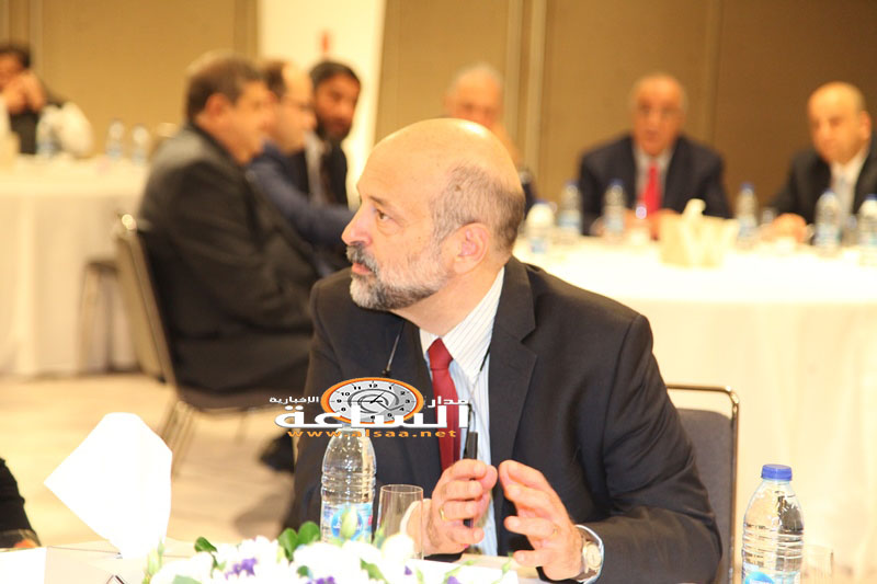 الحكومة تؤكّد قناعتها بإحالة ملفّ «الدخان»