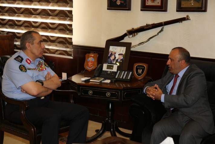 الحمود ونقيب الجيولوجيين يبحثان التعاون الثنائي