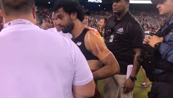 «جنون الجماهير».. . مدرج كامل يفاجئ