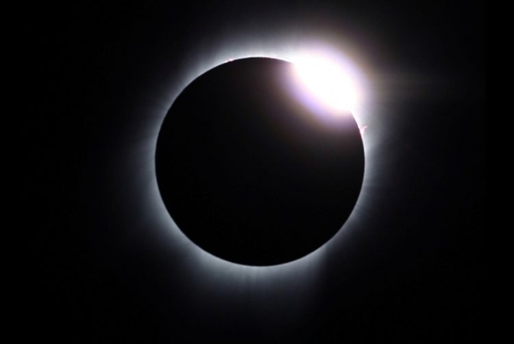 بالفيديو.. . ما الفرق بين الخسوف