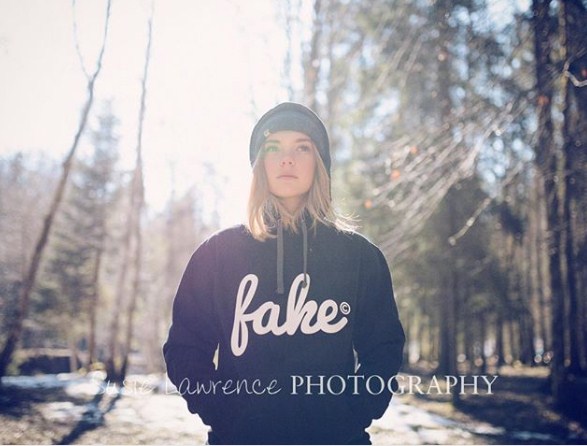 وفاة نجمة بريطانية صاعدة في يوم