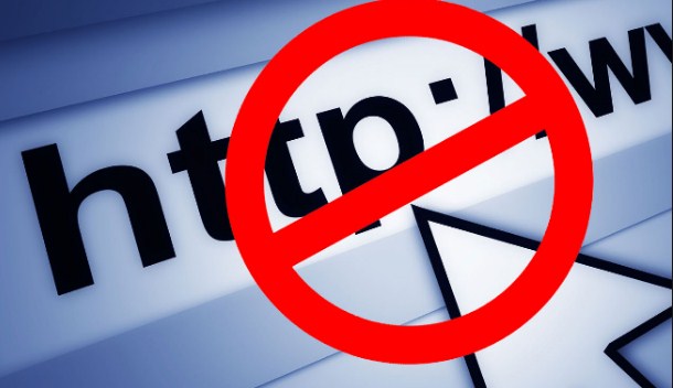 لجنة بريطانية: شركات التكنولوجيا تتحمل مسؤولية