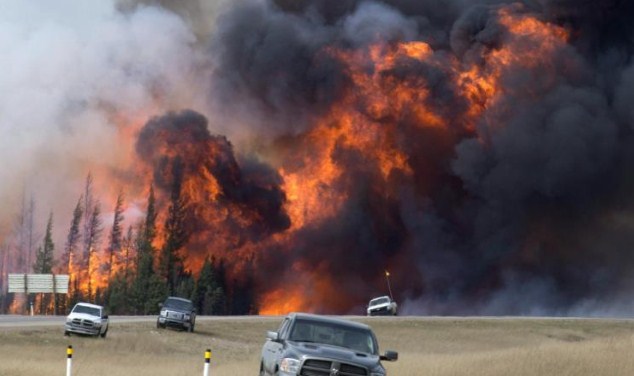 حرائق الغابات في كندا خارج السيطرة
