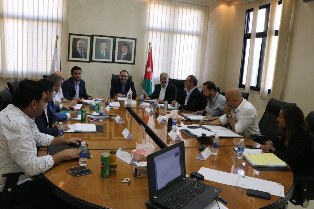 الهيئة التنفيذية ترفض توصية الاندية برفع