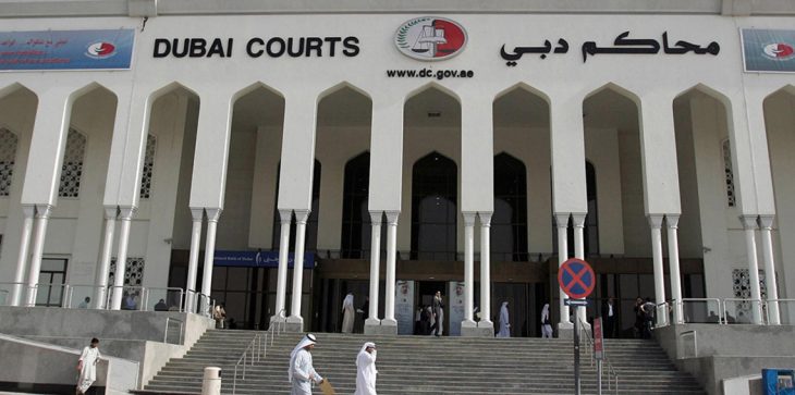 دبي.. طيار خليجي مخمور يهدد بتفجير