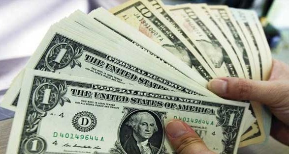 الدولار الأميركي يواصل الصعود