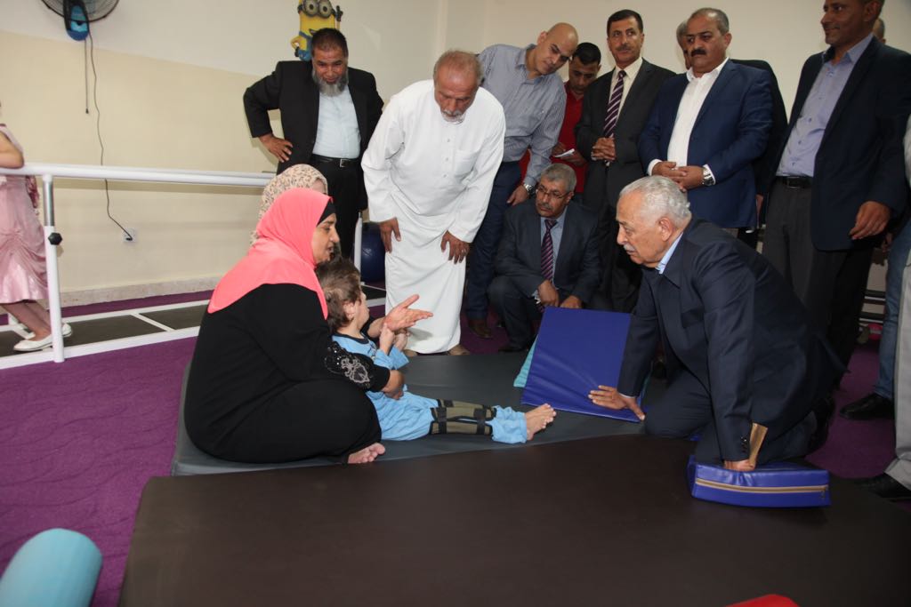 ترويج لصورة العيسوي.. لماذا يظهر وجه