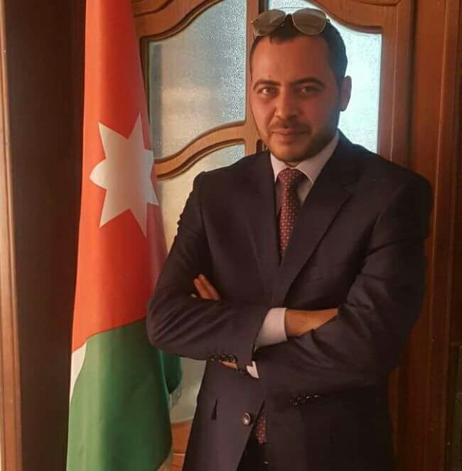 «سيكمات» نظرية المؤامرة وبرمجة العقل