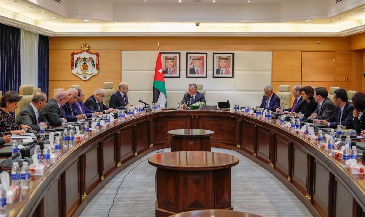 ماذا قال الملك عن قضية الدخان