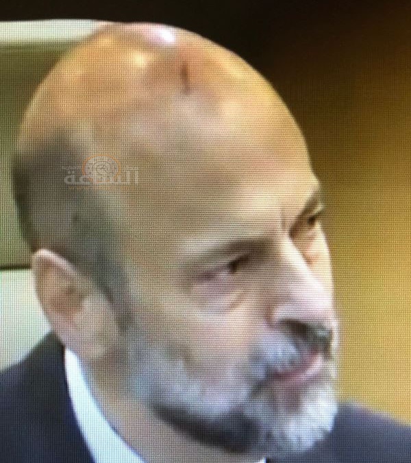 «إصابة بسيطة» تلحق برئيس الوزراء عمر