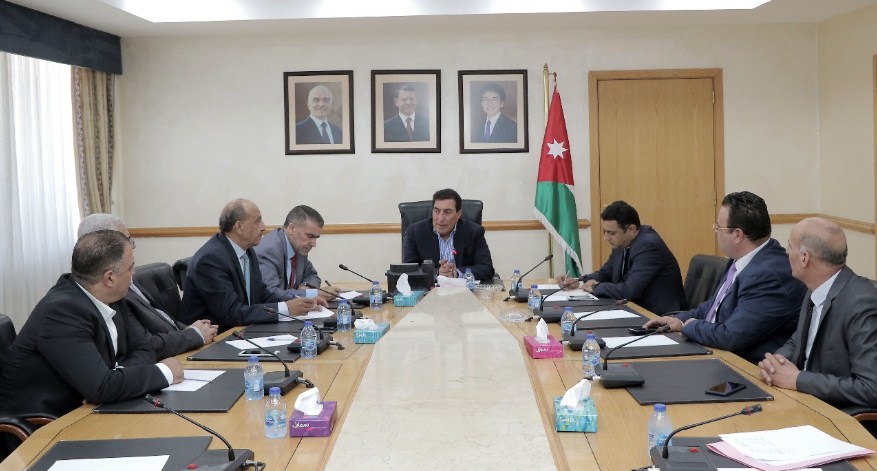 الطراونة يؤكد أهمية الشروع بإصلاحات إدارية