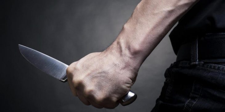 عاطل عن العمل يذبح طفلة لسرقة