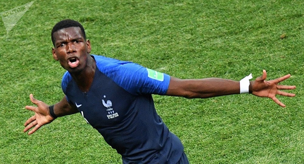 صراع في إنجلترا.. . وبرشلونة يتخلى