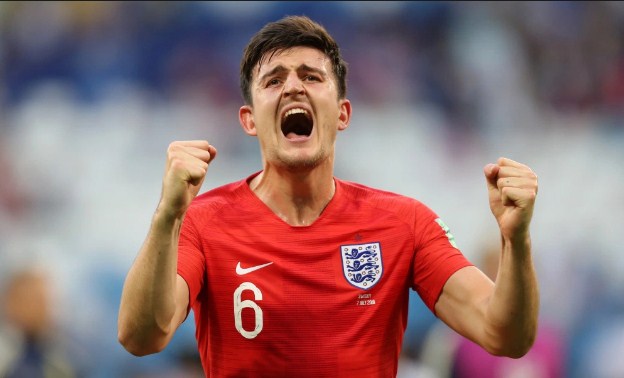 ماجواير يحدد موقفه من الرحيل لمانشستر