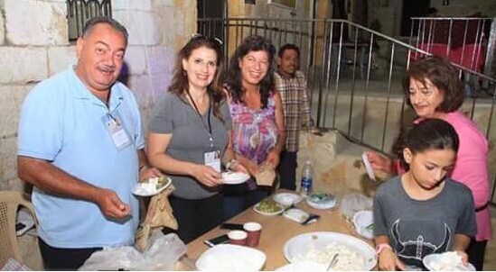 مطبخ شعبي امام رواد مهرجان الفحيص