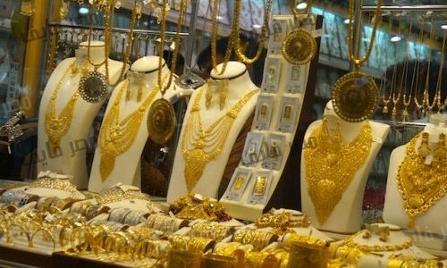 بيانات أمريكية تهوي بالذهب من أعلى