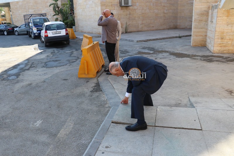 ماذا يفعل الوزير سامي قموه (شاهد)