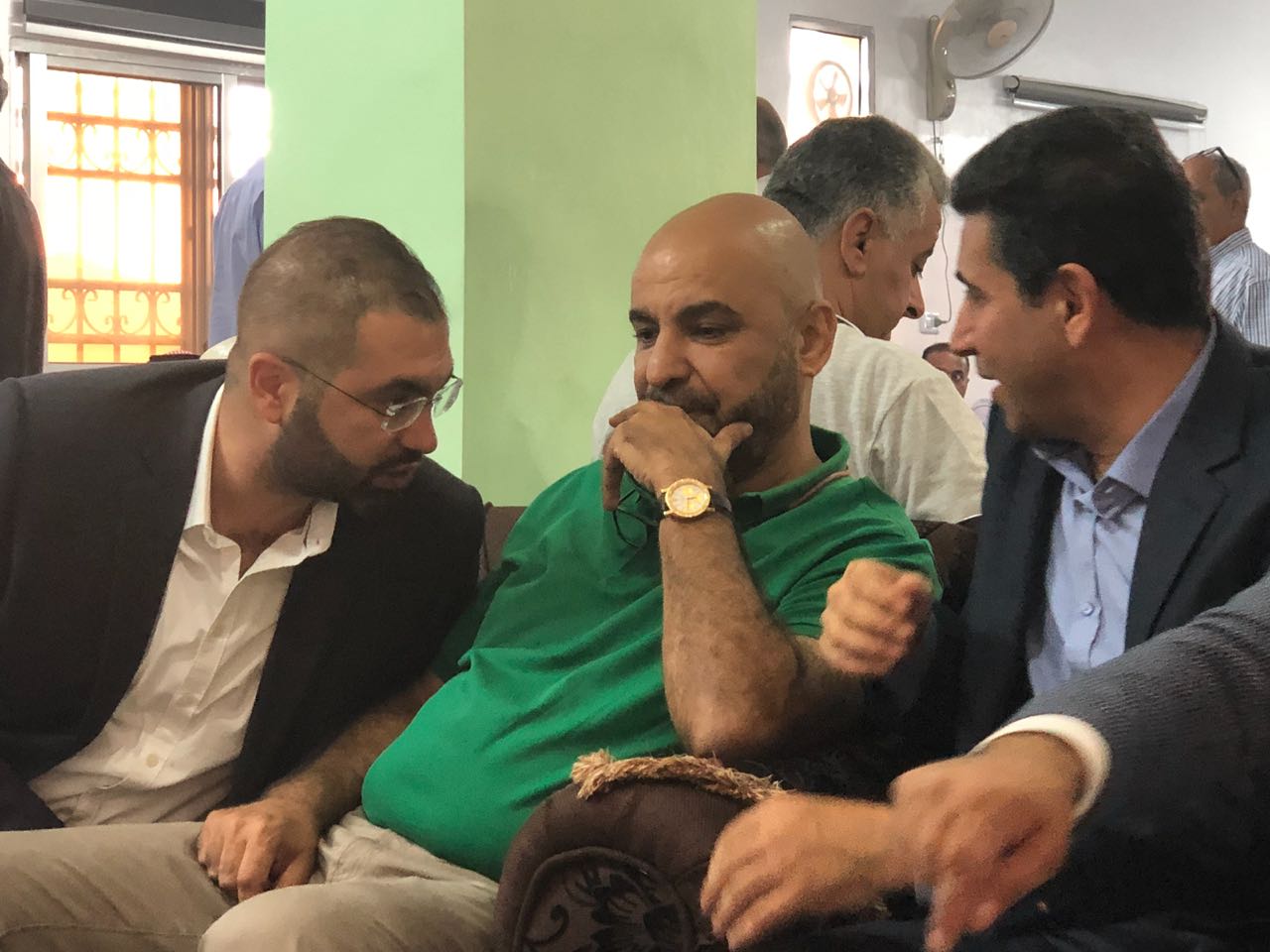 النائبان زيادين وخوري يعزيان بالشهيد القواقزة