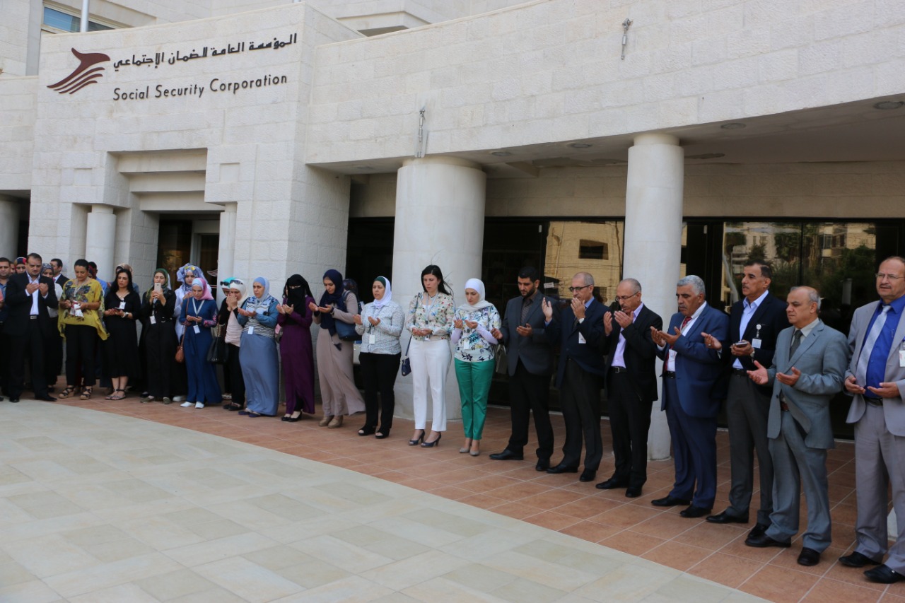 الضمان تنظم وقفة تضامن ووفاء للشهداء