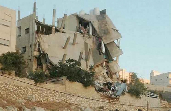 الحكومة: أصوات الانفجارات في 8295 8235السلط