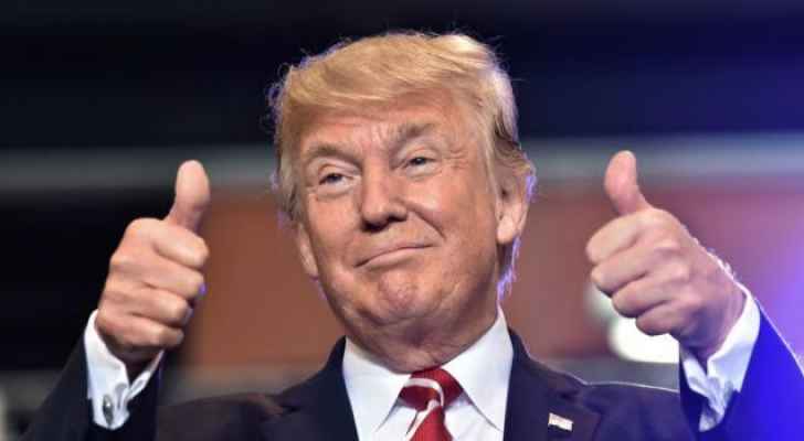 ترامب يصف مستشارة سابقة بأنها ’كلبة‘