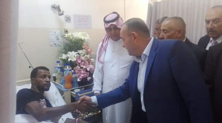 «أبناء السلط» يعاودون جرحى الاجهزة الامنية