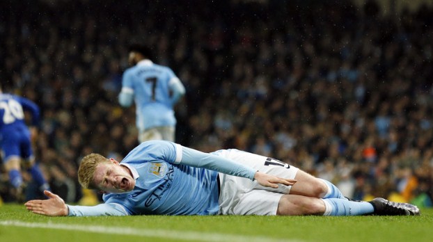 مانشستر سيتي يؤكد إصابة دي بروين