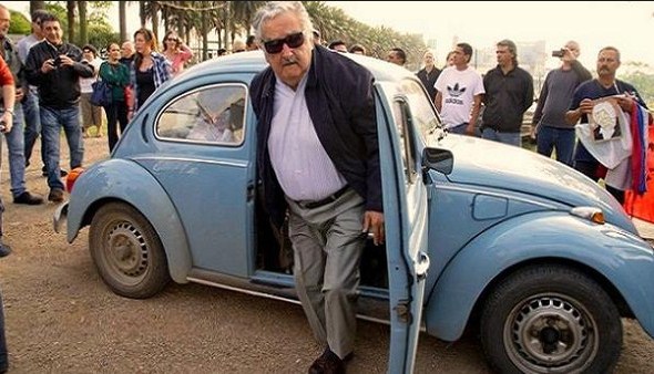 رئيس الأوروغواي السابق يرفض الحصول على