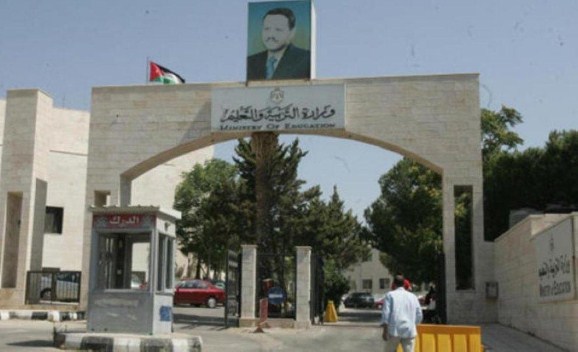 العجارمة: معادلة أكثر من 350 شهادة