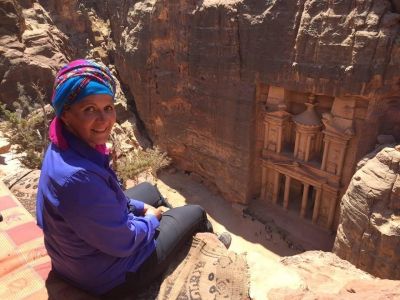 وزيرة السياحة لينا عناب والـ «راين