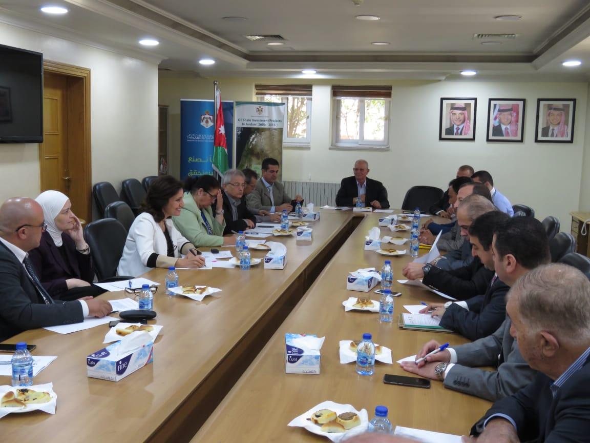 زواتي: 300 مصنع ستستفيد من تخصيص