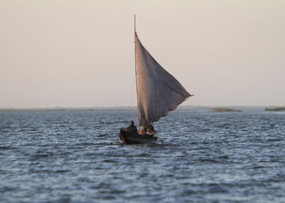 وفاة سودانية حسرة على غرق بناتها