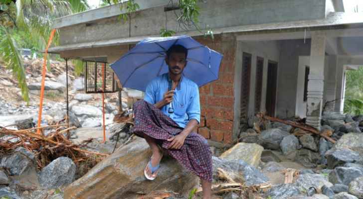 نحو 400 شخص لقوا حتفهم في