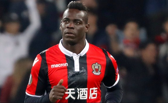 بالوتيلي يقرر البقاء مع نيس