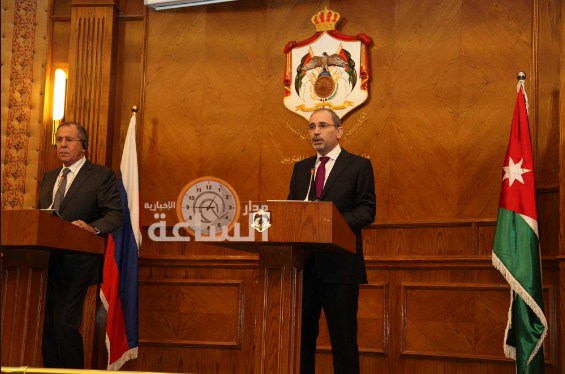 الصفدي ولافروف يتبادلان التهنئة بذكرى العلاقات