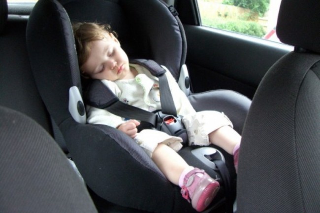 شابة فلسطينية تخترع تطبيقا إلكترونيا يمنع