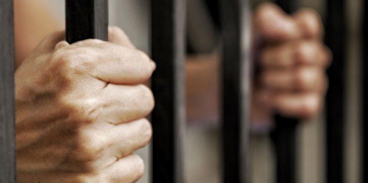 مصري يكشف دوافعه بقتل طفليه