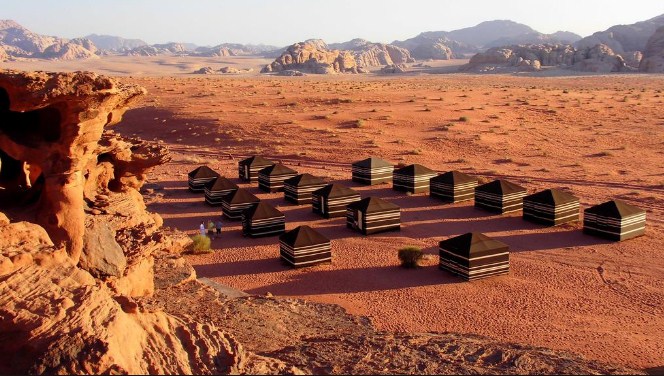 إنقاذ سائح أميركي اثر سقوطه عن