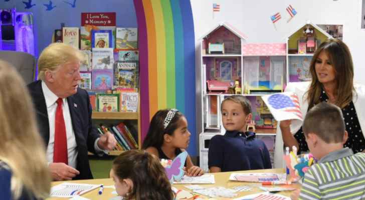 الكاميرات ترصد خطأ فاضحا لترامب