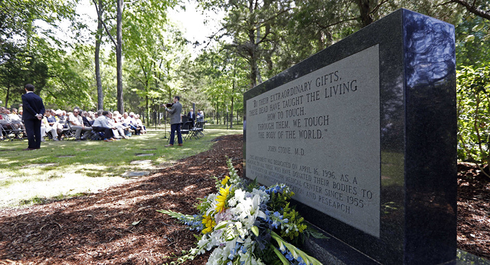 دولة تدرس تأجير القبور