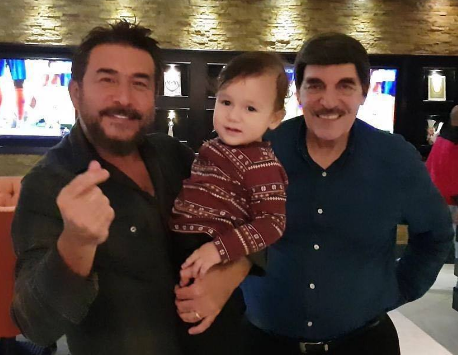 ظهور نادر للفنان ياسر العظمة