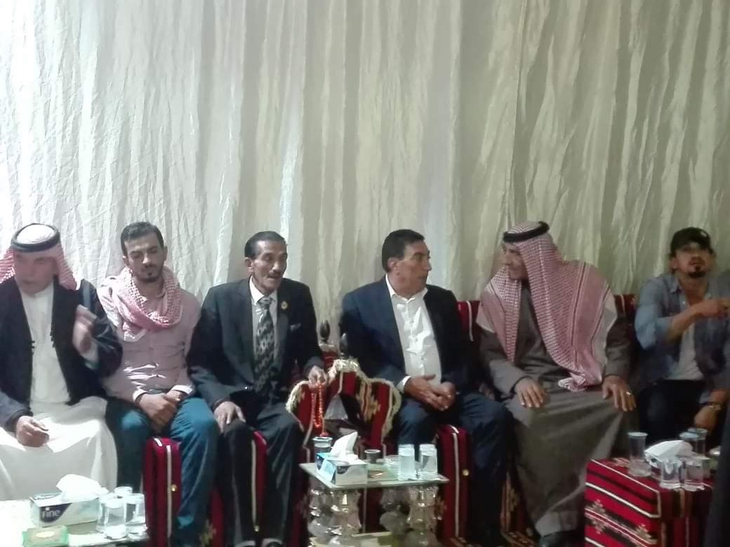 الطراونة يعزي بالشهيد الطيار الخوالدة (صور)